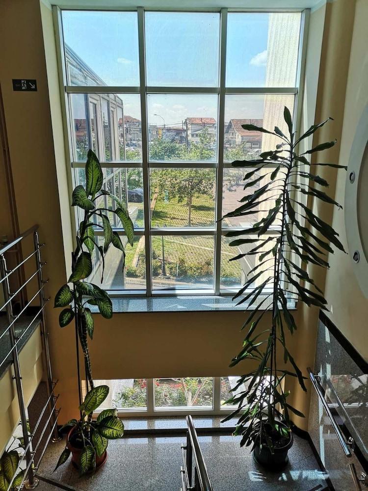 Hotel Elegance Beograd Bagian luar foto