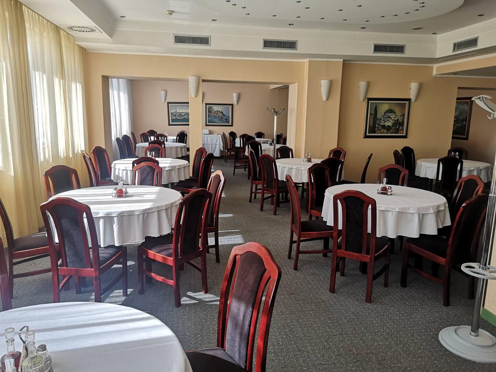 Hotel Elegance Beograd Bagian luar foto