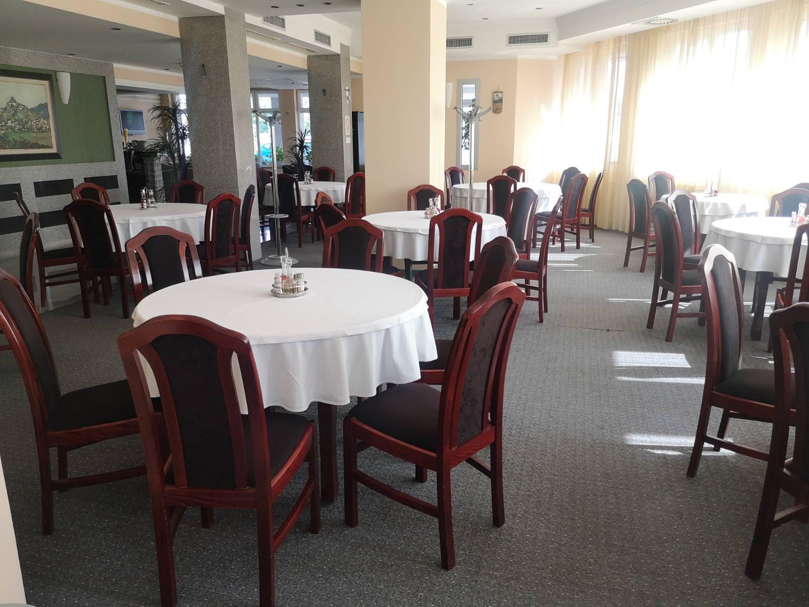 Hotel Elegance Beograd Bagian luar foto