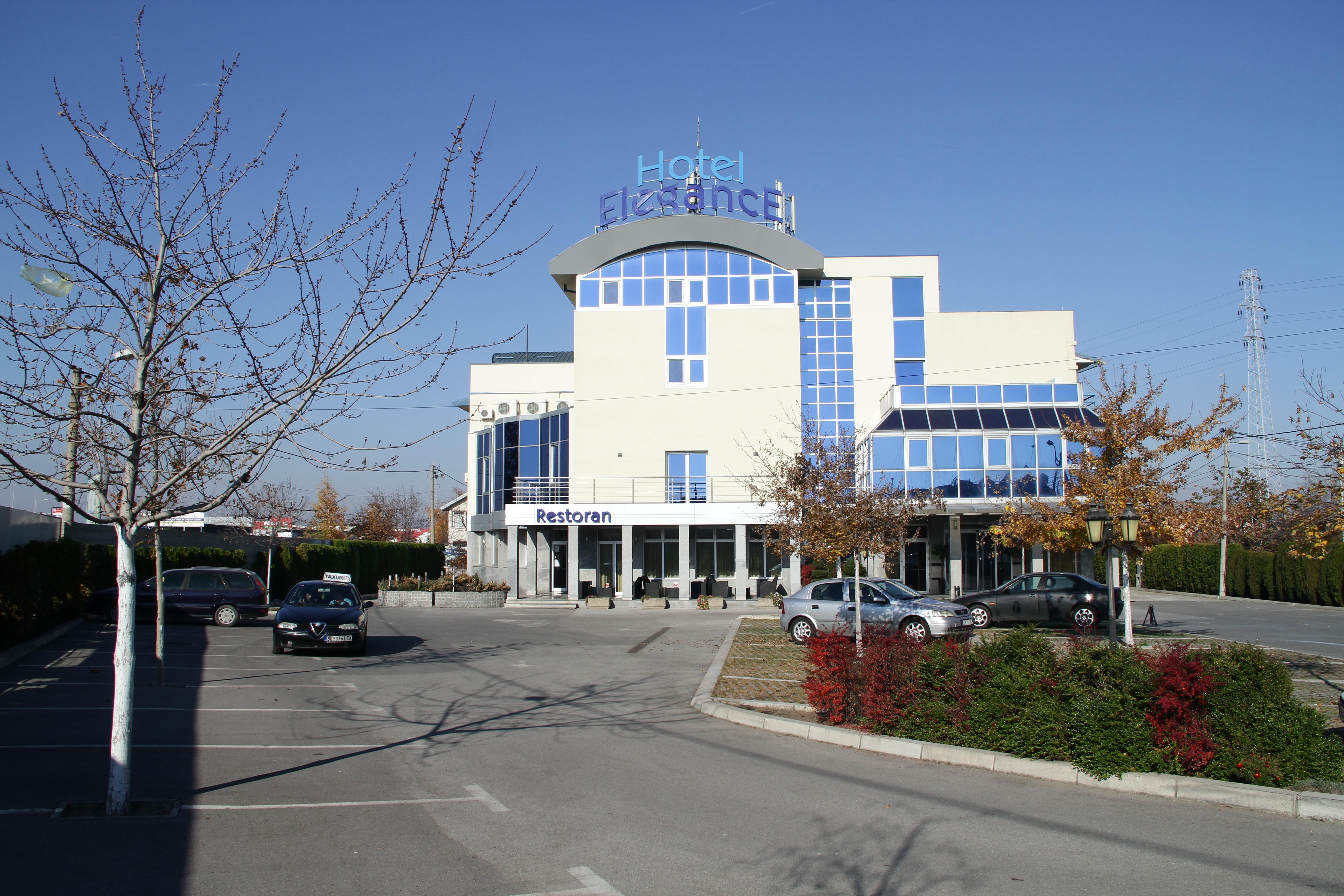 Hotel Elegance Beograd Bagian luar foto