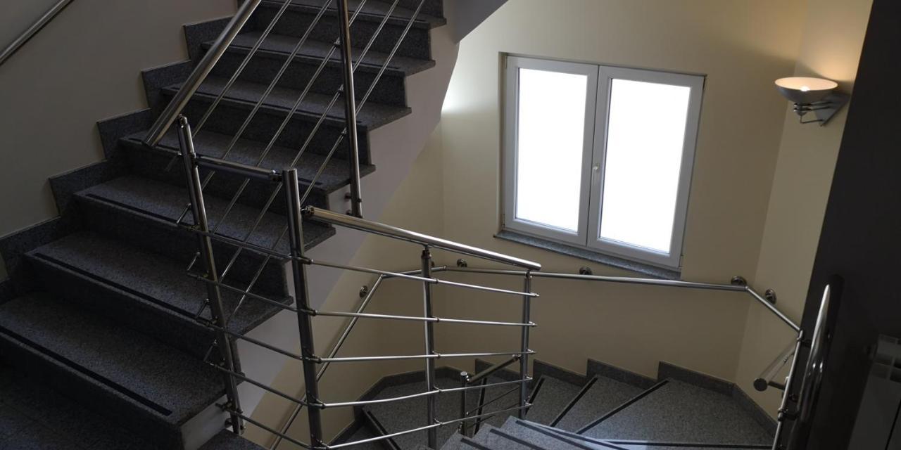 Hotel Elegance Beograd Bagian luar foto