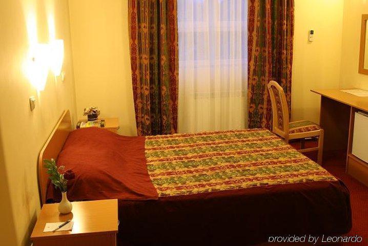 Hotel Elegance Beograd Ruang foto