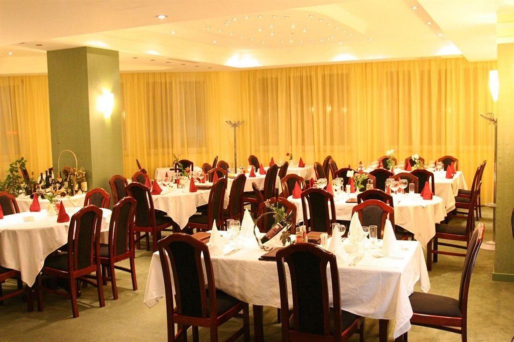 Hotel Elegance Beograd Bagian luar foto
